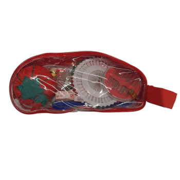 Przybornik krawiecki w etui CZERWONY